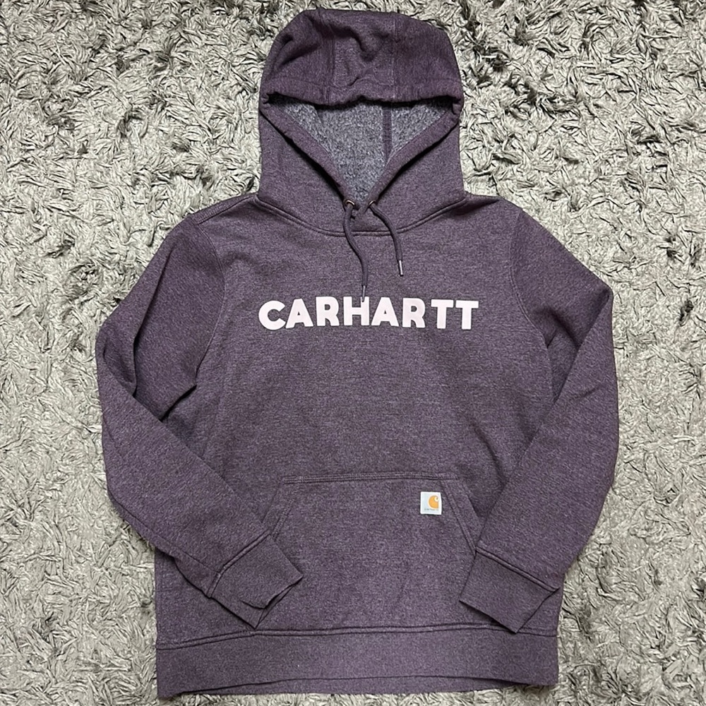 Woman’s relaxed fit Carhartt hoodie